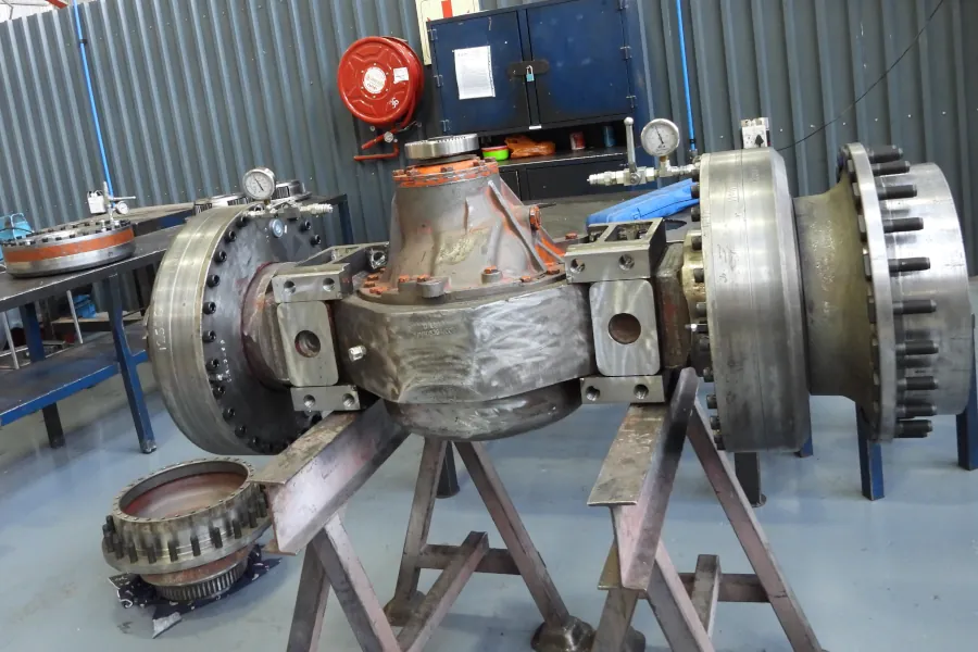Hydraulic & Drivetrain Component Refurbishment