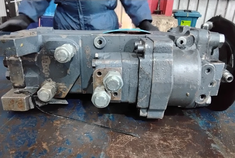 hydraulic drift rock drill